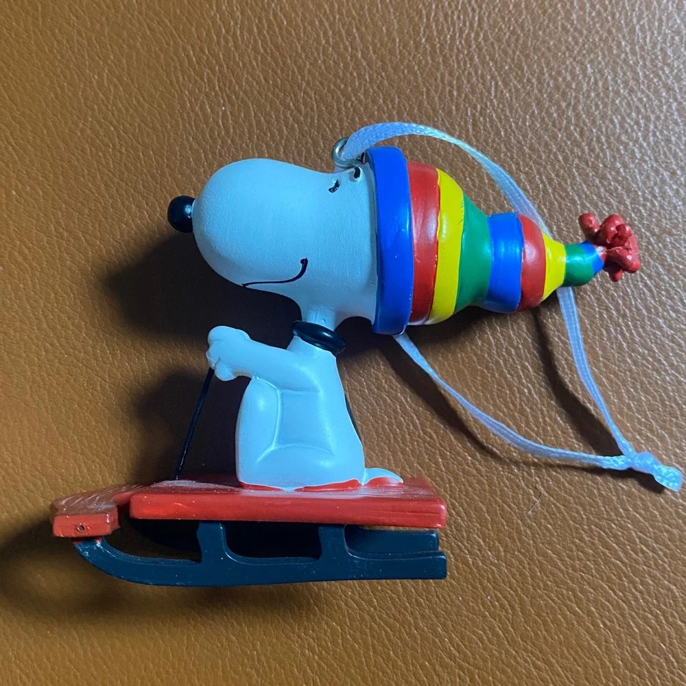 READ Hallmark Peanuts Snoopy on Sled Christmas Ornament Multi-Color Striped Hat